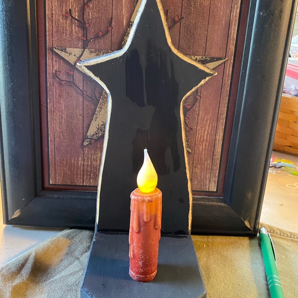 Star wooden with candle